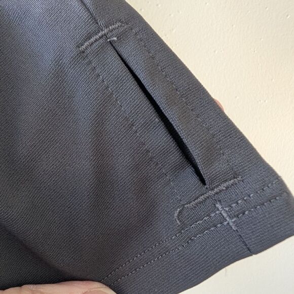 Under Armour Women's 1/2 Zip Grey Multi Running Activewear Size XS - Picture 5 of 6